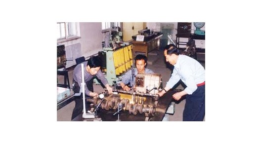 變速箱殼體平行度、同軸度檢測