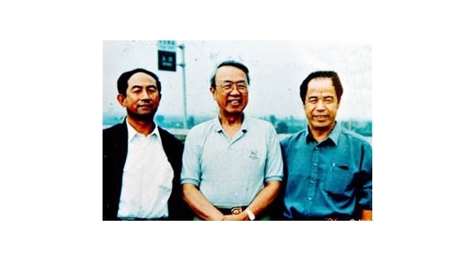 楊金泉、劉俊謙與聯(lián)合國副秘書長的合影